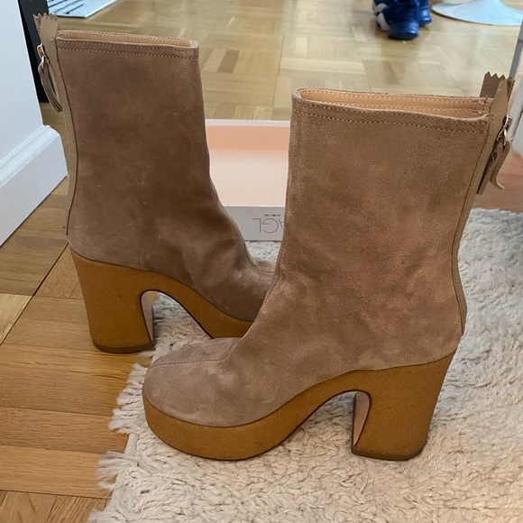 AGL Shan Suede Boot in Taupe - Picture 7 of 16